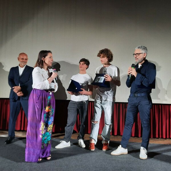 Beppe Fiorello, Samuele Segreto E Gabriele Pizzurro Con Lo Sponsor Citra Vini